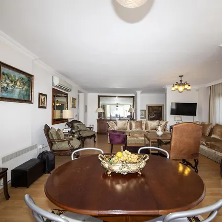 Villa W Ac- Balcony - Backyard -5 Mins Bodrum