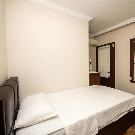 Villa W Ac- Balcony - Backyard -5 Mins *